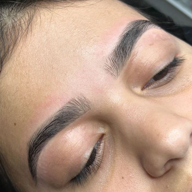 Brow work by Essence Brow
