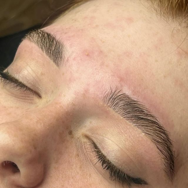Brow work by Essence Brow